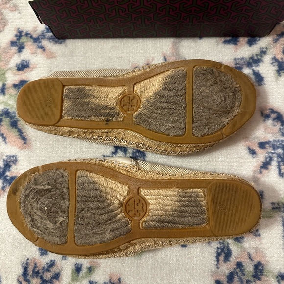 Tory Burch Tan and White Lonnie Espadrilles - Picture 7 of 9